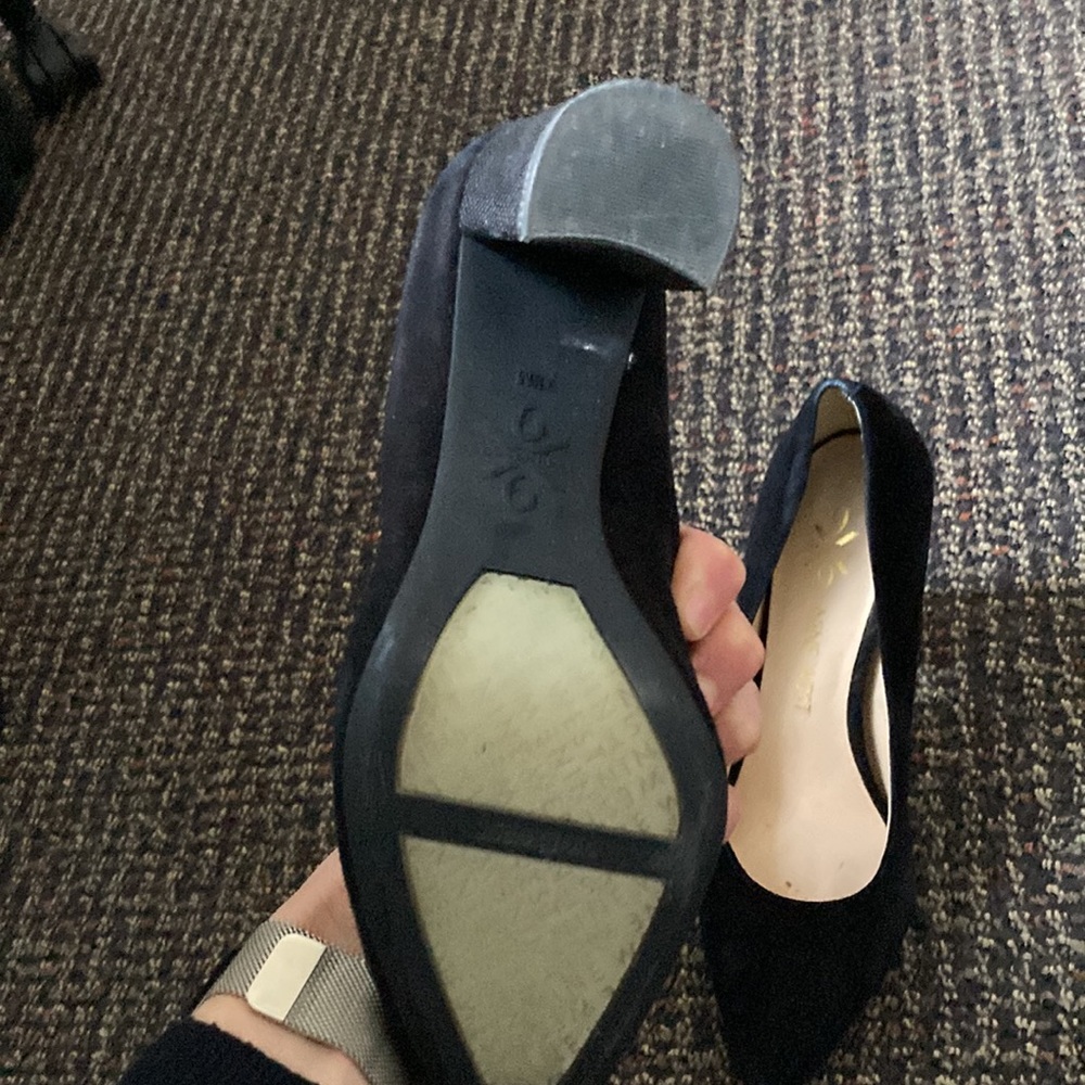 Nine West Black Suede Heels 7.5 - Picture 3 of 3